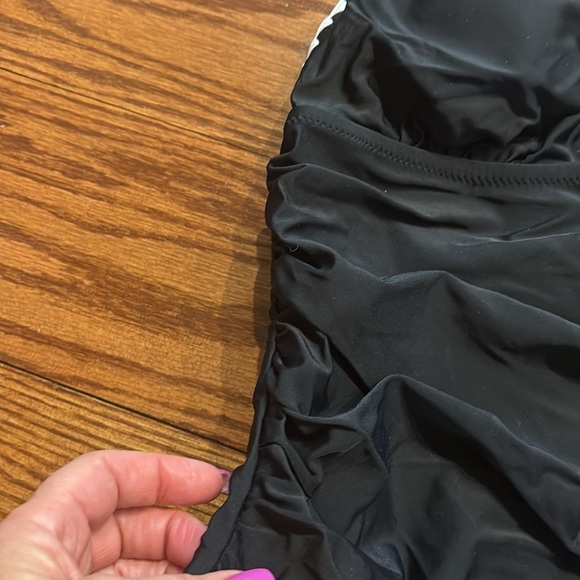 Beachsissi 2 piece halter V neck skirted swimsuit adjustable draw string skirt M - Picture 8 of 14